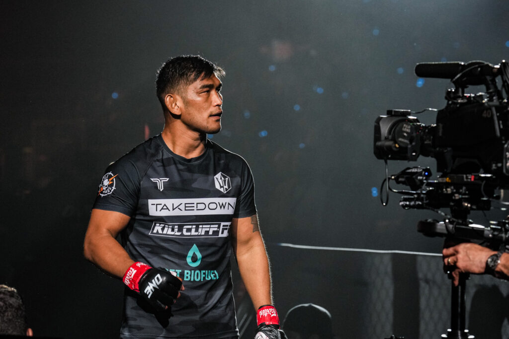 Aung La N Sang’s Heartfelt Farewell at ONE Fight Night 36